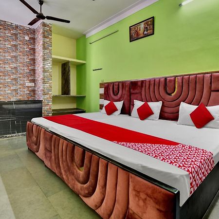 Oyo Flagship Apna Guest House โกตา ภายนอก รูปภาพ