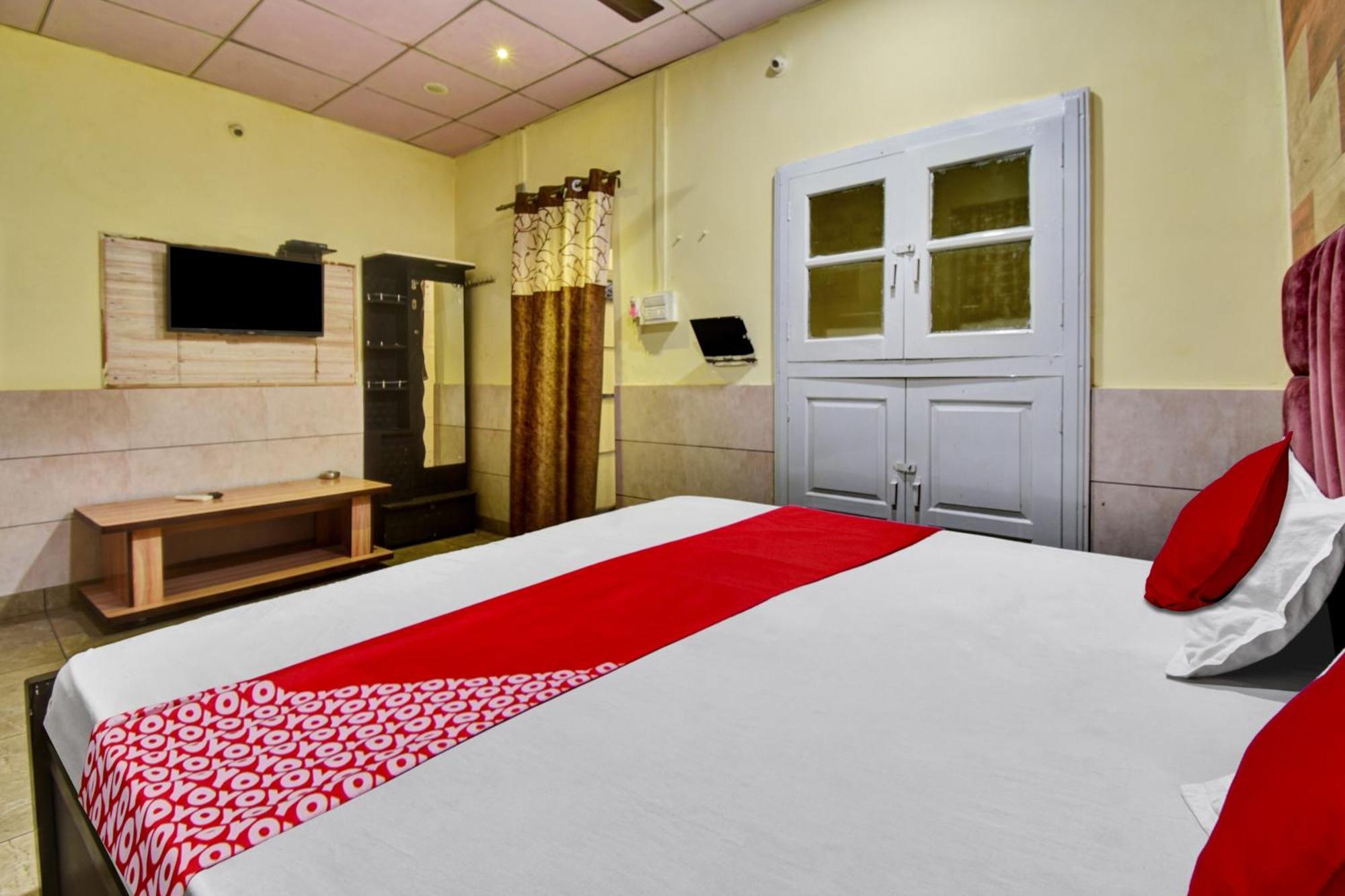 Oyo Flagship Apna Guest House โกตา ภายนอก รูปภาพ