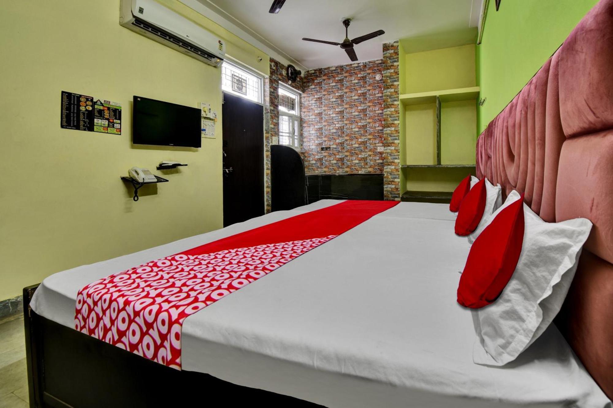 Oyo Flagship Apna Guest House โกตา ภายนอก รูปภาพ