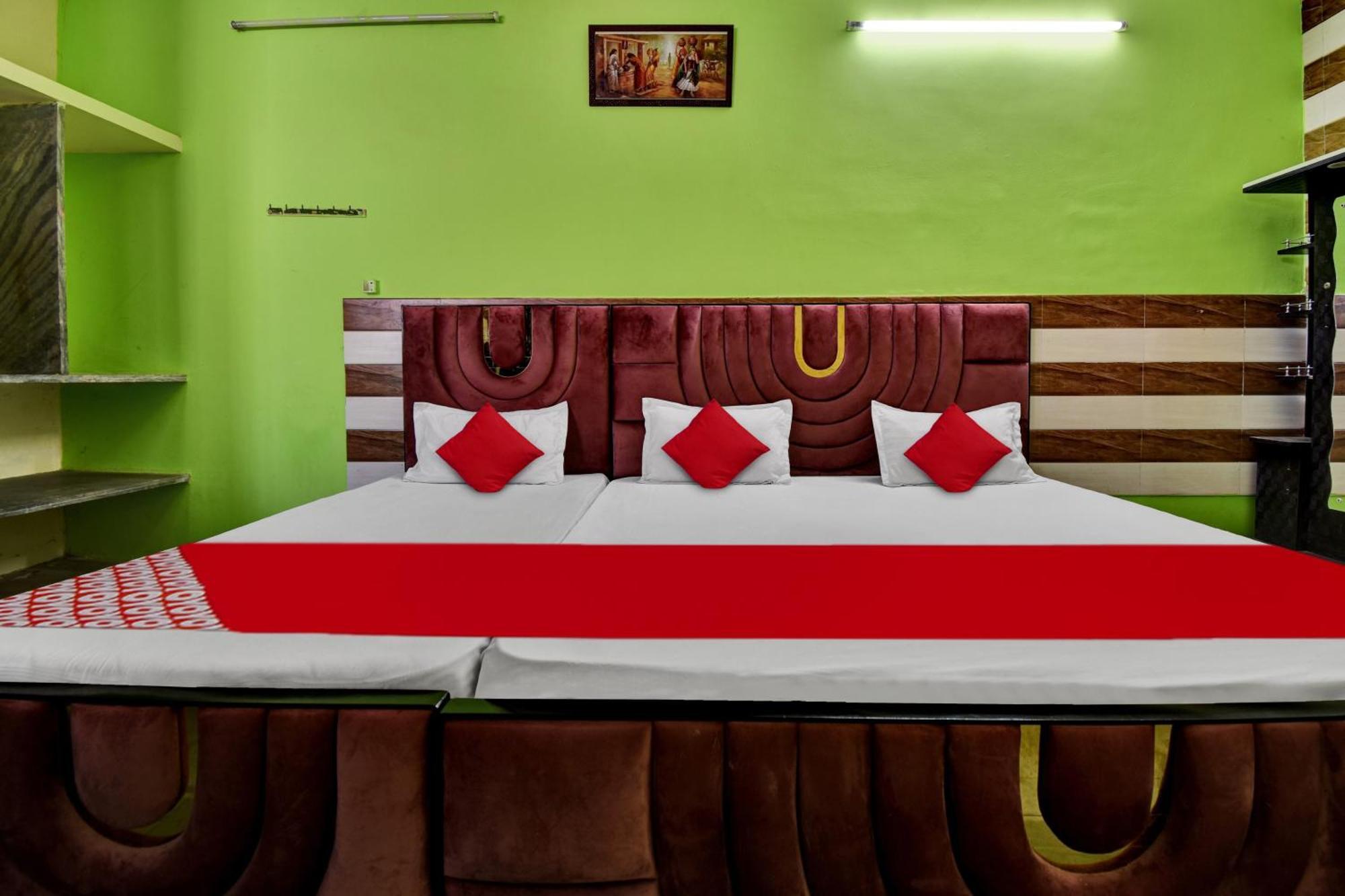 Oyo Flagship Apna Guest House โกตา ภายนอก รูปภาพ